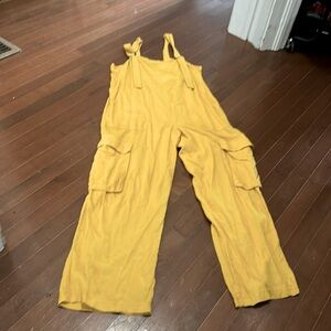 Yellow urban outfitters overalls.